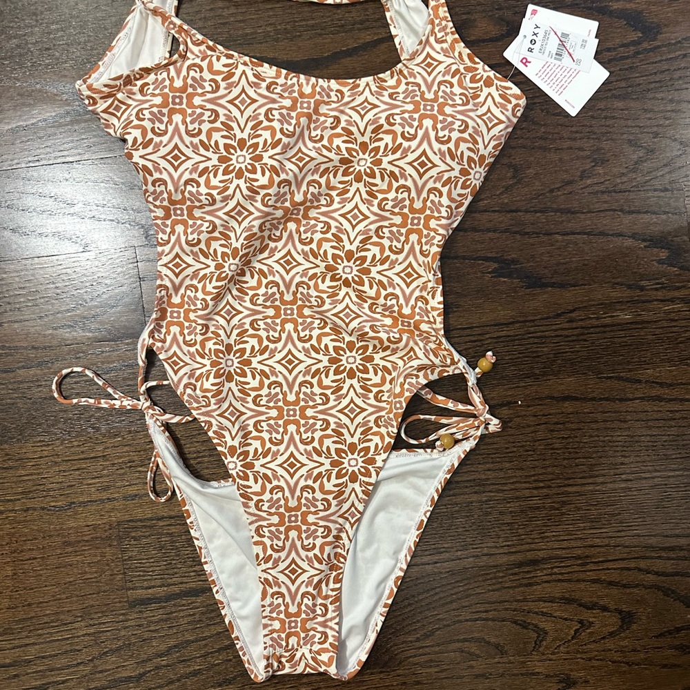 ROXY Women's Fresco Tile One Piece Swimsuit    🆕 new with tags